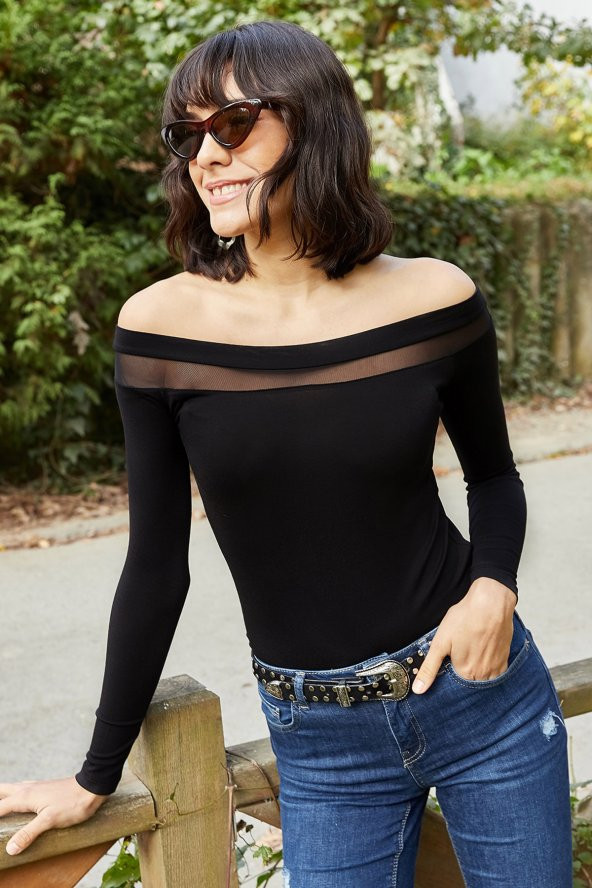 TÜL DETAYLI KAYIK YAKA BLUZ