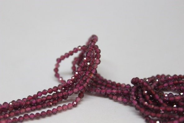 Lal (Garnet - Granat ) Taşı Dizi 2mm