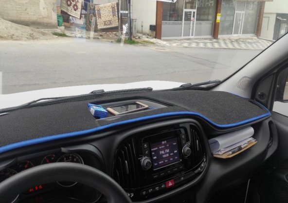 2015-2020 Modellerine Uygun Fiat Doblo Torpido Koruma Halısı Siyah Kenar Renk Mavi - 1