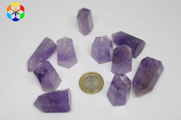 Ametist Taşı Piramit Uçlu - Resim 3