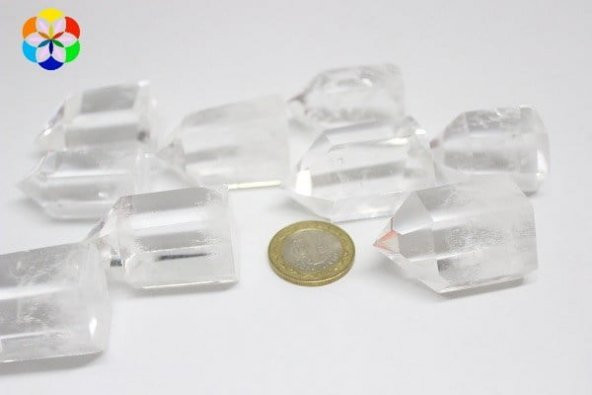 Kristal Kuvars Taşı Piramit Uçlu Standart ürün görseli