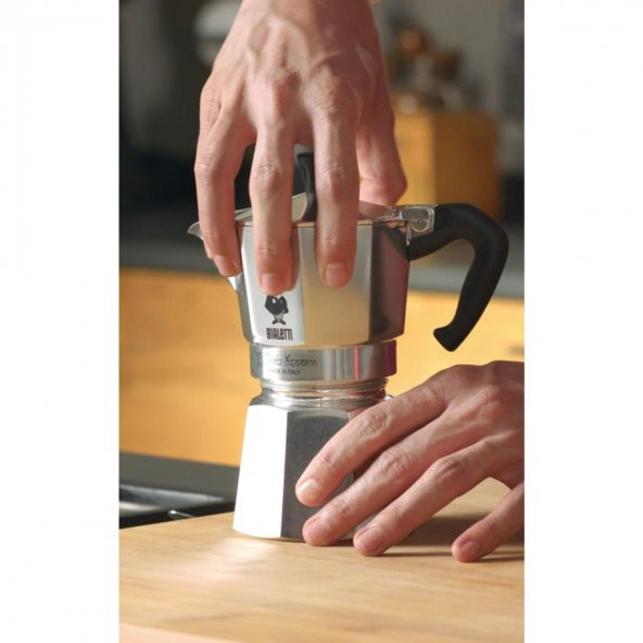 Moka Pot Express, 6 Cup - 2