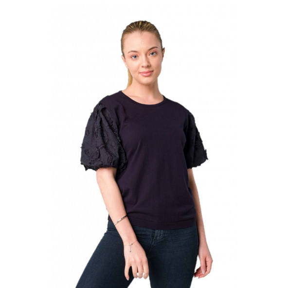 Solo Kadın Lacivert Güpür Dantel Yonca Çiçekli Kol T-Shirt A21A005-1