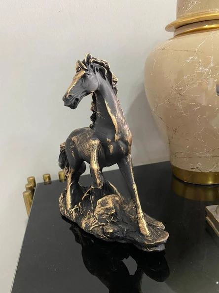 Dekoratif At Biblo - 8