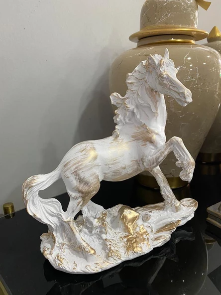 Dekoratif At Biblo - 12