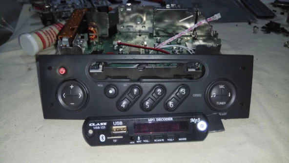 Renault Megane 2 Bluetoothlu Mikrofonlu Oto Teyp Usbsd Çevirici Aux Kumandalı Telefon Alma - 3