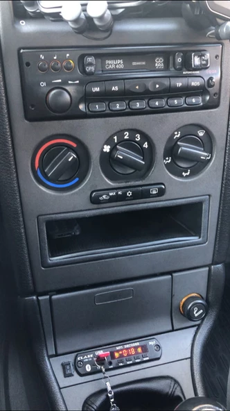 Renault Megane 2 Bluetoothlu Mikrofonlu Oto Teyp Usbsd Çevirici Aux Kumandalı Telefon Alma - 4