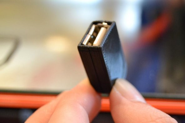 Kadın Usb Kasası Plastik Aparat - 1
