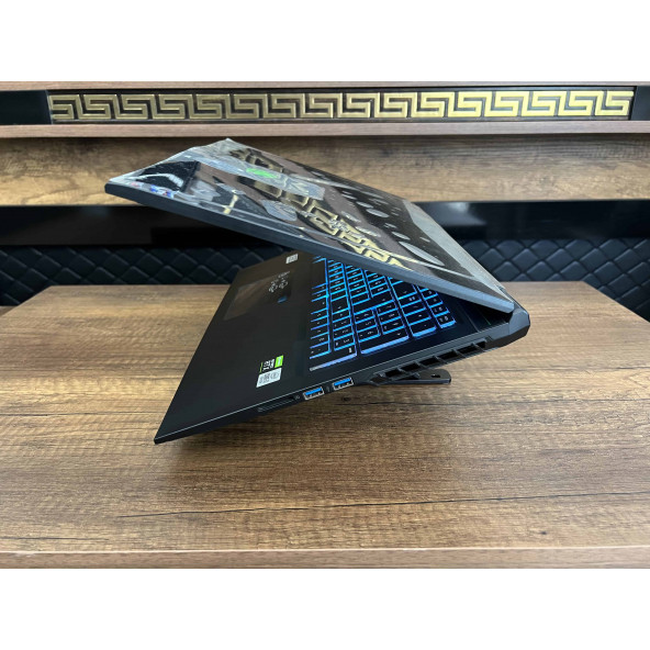 Monster Tulpar T7 V20.3 İKİNCİ EL i7 10750H 16GB 512GB SSD RTX3060 17.3" FHD - 7