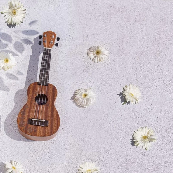 Kozmos KUK-110EXA / Soprano Ukulele