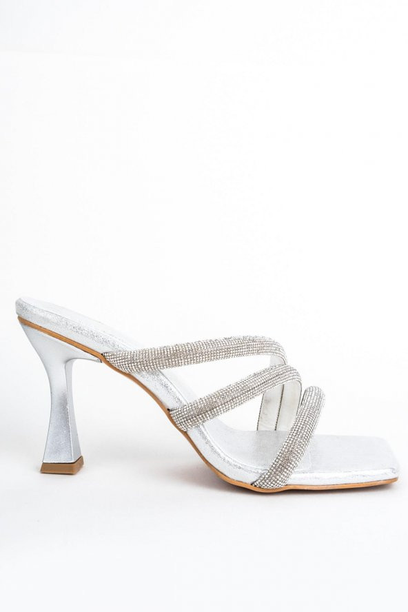 Flap Gümüş Kadeh Topuklu Taşlı Abiye Terlik - 2