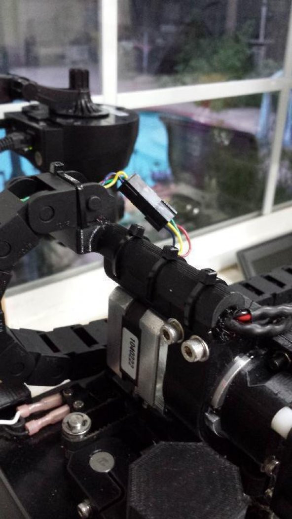 Makergear M2 X-Axis Kablo Parçası Plastik Aparat