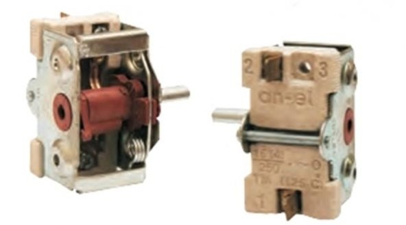 Çevirmeli Porselen Fırın Anahtarı Tekli Soketli (Metal Pimli) ürün görseli 1