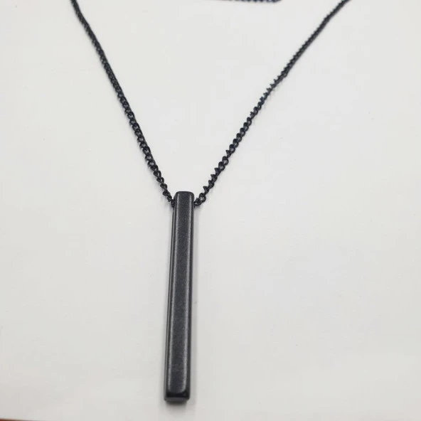 Dikey Model Siyah Renk Kolye - 10