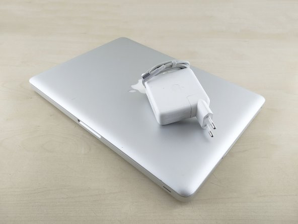 Apple MacBook Pro A1278 İNTEL CORE 2 DUO 8GB RAM 240GB SSD - 3