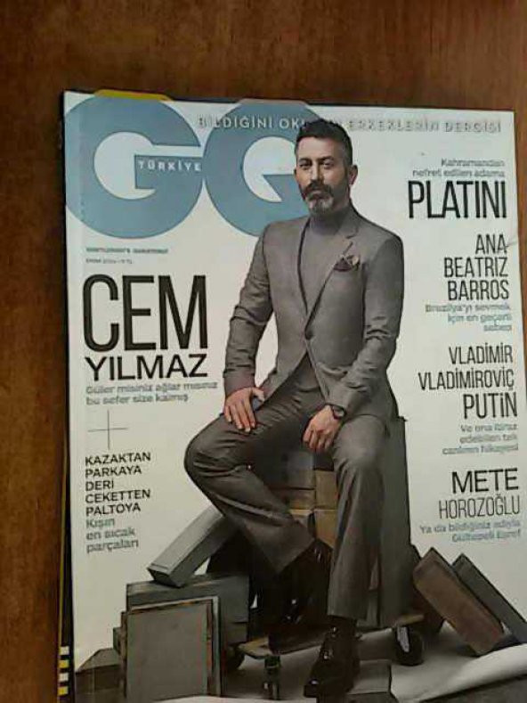 GQ EKİM 2014 CEM YILMAZ-METE HOROZOĞLU-PUTİN-ANA BEATRIZ BARROS - 1