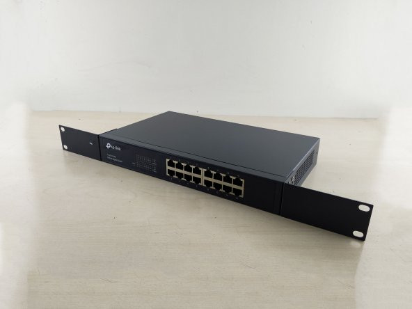 TP-LİNK TL-SG1016D Switch, Hub TEŞHİR ÜRÜNÜ