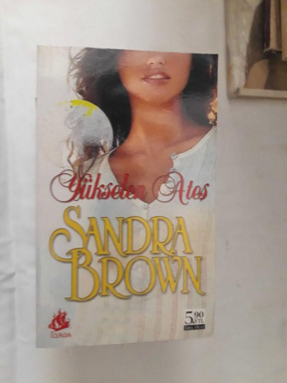 YILLAR SONRA SANDRA BROWN (CEP BOY)-KİTAP İKİNCİ ELDİR