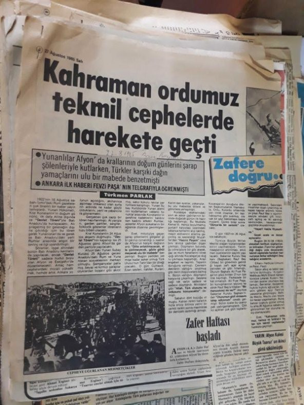 GAZETEDEN KESİLMİŞ 3 ADET ZAFERE DOĞRU YAZI DİZİSİ - 1