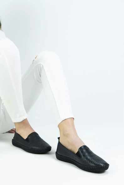 LİZSHOE HAKİKİ DERİ KADIN GÜNLÜK AYAKKABI PPT 723223Y