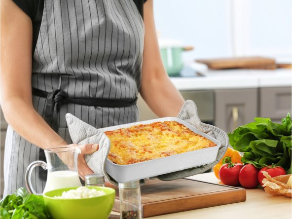 Taç Lavita Döküm Derin Kare Tepsi Beyaz - 6