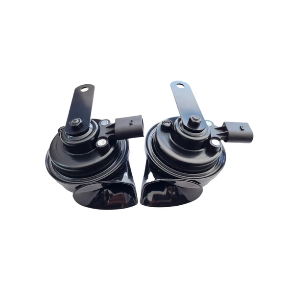 Audi A3 2009-2012 Korna Takımı 8P0951221C 8P0951223C