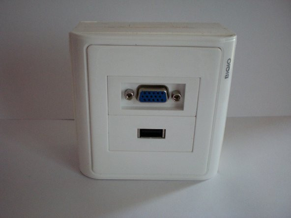 Sıva Üstü VGA+USB2.0 Duvar Prizi