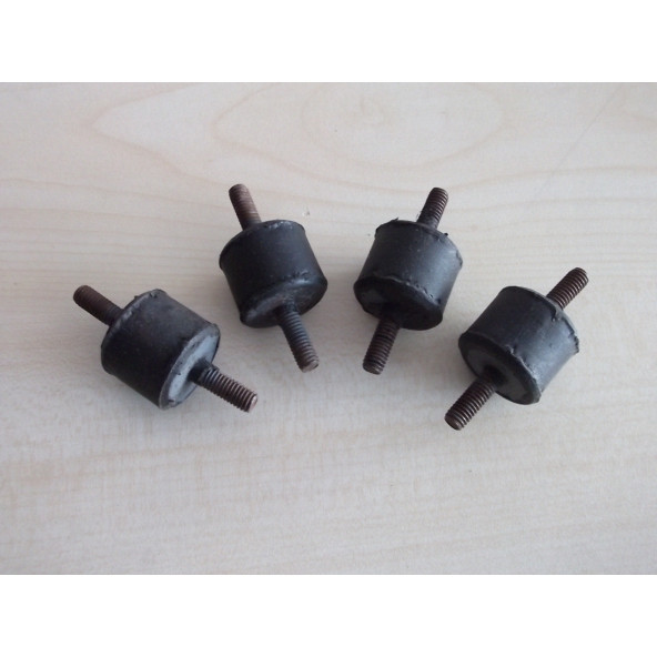 FORD TRANSİT (2.5 DİZEL) RADYATÖR TAKOZU VİDALI - TRANSİT VİDALI RADYATÖR LASTİĞİ - 3