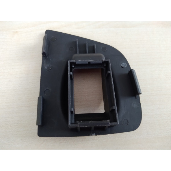 FİAT DOBLO CAM ANAHTAR ÇERÇEVESİ TEKLİ SAĞ - DOBLO CAM AÇMA KAPAMA ANAHTARI - 2