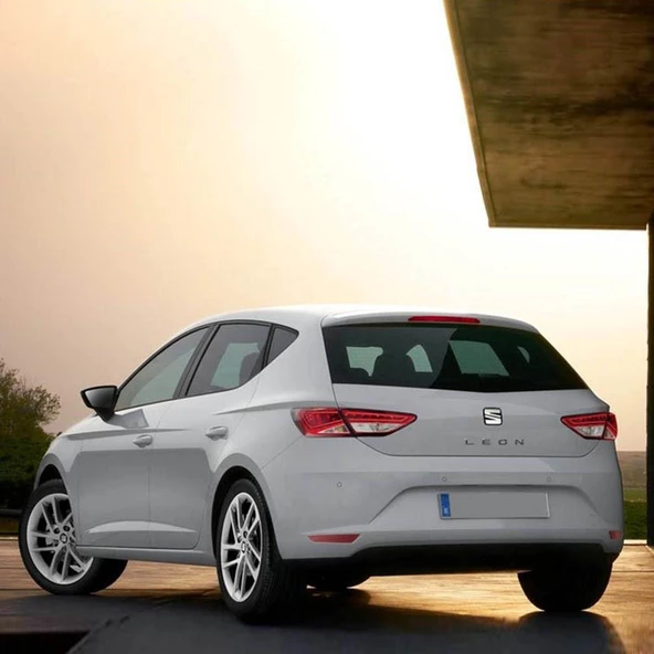 Seat Leon 3 2013-2020 Arka Plaka Aydınlatma Lambası Halojen 1K8943021 - 2