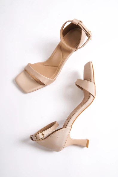 Minimiddle Ten Rengi Tek Bantlı Kadeh Topuk Ayakkabı ürün görseli