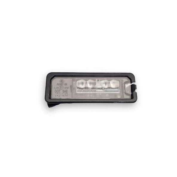 VW Golf 7.5 2017-2020 Arka Plaka Aydınlatma Lambası LED 1K8943021D
