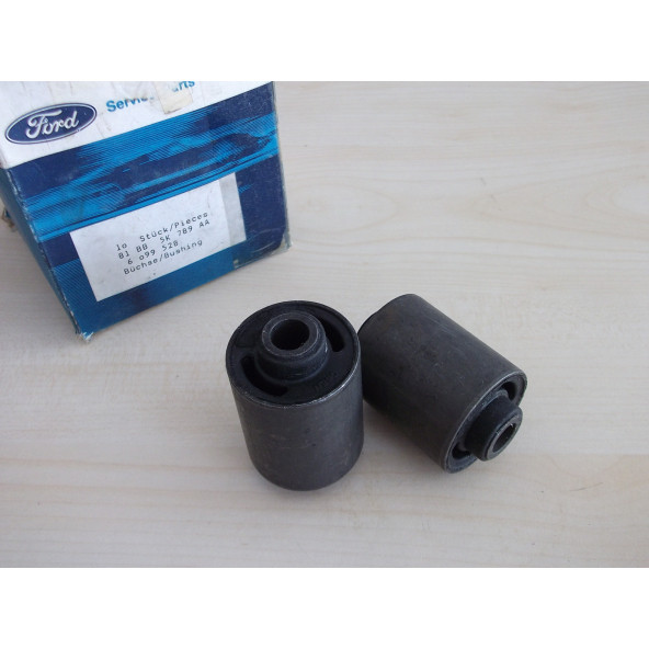 FORD TAUNUS ARKA SALINCAK BURCU ALT (FOMOCO) SALINCAK BURCU ARKA - ARKA TABLA BURCU TAUNUS - 2