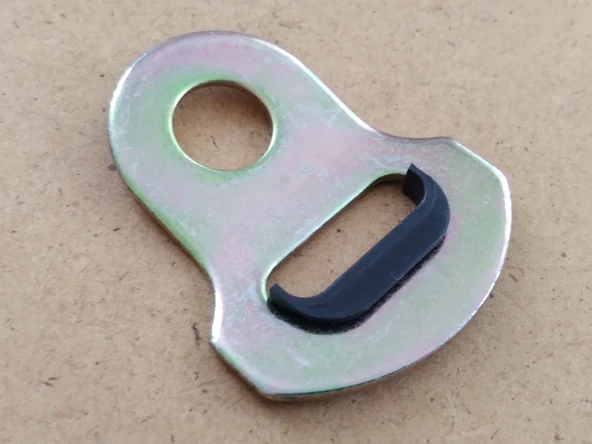 EMNİYET KEMER ALT BAĞLANTI APARATI LASTİKLİ (EMNİYET KEMERİ BAĞLANTISI) ORTA DİREK ALT BAĞLANTISI