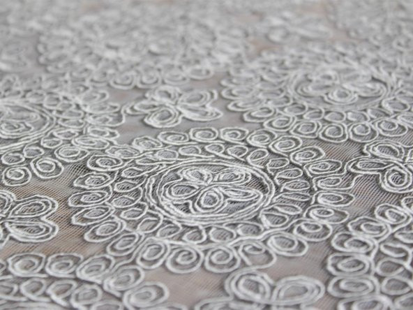 Papatya Kordone Tek Masa Örtüsü Gri - Resim 4