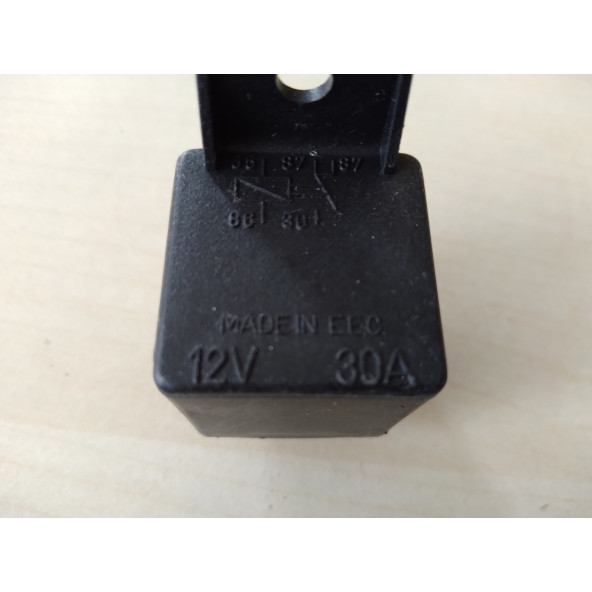 İTHAL MİNİ ROLE 4 FİŞLİ (12V 30AMPER) SİYAH (BAĞLANTI APARATLI) - 3