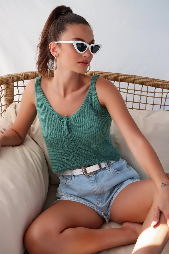 İP ASKILI ÖN ARKA V YAKA ÖNÜ BAĞLAMALI BLUZ MİNT S - Resim 2