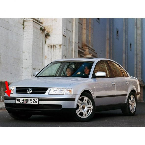 VW Passat B5 1997-2000 Ön Tampon Sağ Köşe Bandı Çıtası 3B0807718