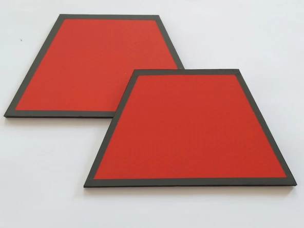 ARKA KASA REFLEKTÖRÜ 15x8x9,5cm (2 ADET) DİKDÖRTGEN YAPIŞTIRMALI KIRMIZI, KEDİGÖZÜ