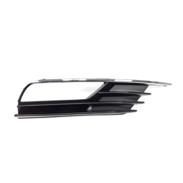 Audi A3 Sedan 2013-2016 Ön Tampon Sağ Sis Farı Kapağı Krom 8V5807682A - 2