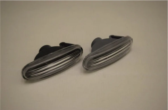 Fiat Punto Çamurluk Yan Sinyali 51942933 - 3