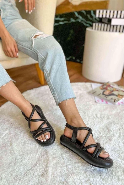 Kadın Yumuşak Pedli Bileği Lastikli Sandalet Siyah - Resim 6
