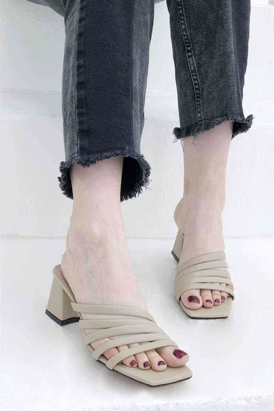 5 Bant Topuklu Kadın Terlik - Vizon ürün görseli 1