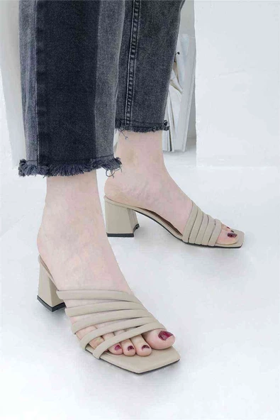 5 Bant Topuklu Kadın Terlik - Vizon - Resim 2