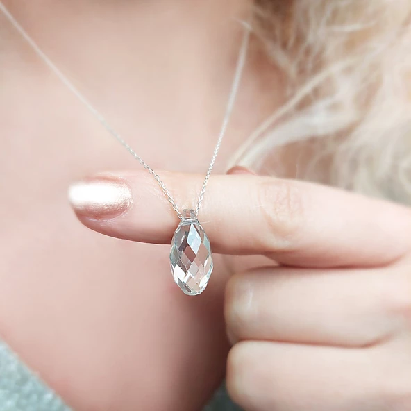 Kadın 925 Ayar Gümüş Swarovski Taşlı Kolye ürün görseli