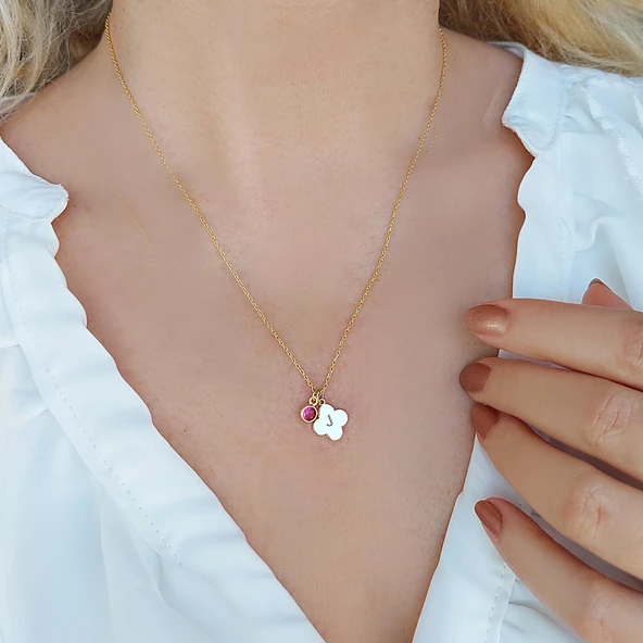 Kadın 925 Ayar Gümüş Kırmızı Taşlı Harfli Yonca Kolye - Resim 4