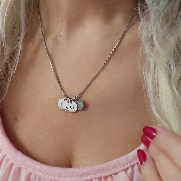 925 Ayar Gümüş Venezia Zincirli Dört Plaka Harf ve Tarih Kolye ürün görseli