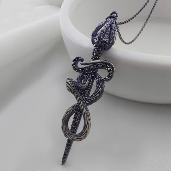 Vaoov 925 Ayar Gümüş Yılanlı Kılıç Kolye ürün görseli