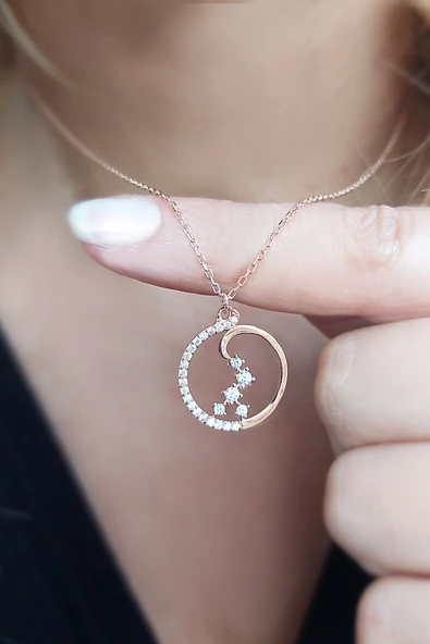 925 Ayar Gümüş Süzülen Su Damlası Kolye ürün görseli