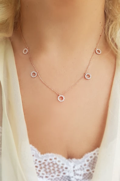 Vaoov 925 Ayar Gümüş Beyaz Taşlı Yuvarlak Kolye ürün görseli